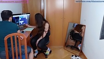 Shanaxnow呈现年轻夫妇的亲密时刻,近距离观看口交和吞精