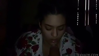阿拉伯宝贝在这个xxxaim.Com视频中给土耳其男人口交