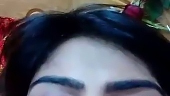 Rasmi的独奏表演,清晰的高清音频和大胸部