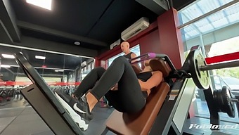 青少年独自自慰,带vlogging扭动
