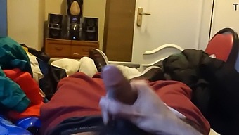 Rishi Bhardwaja的最新视频 - 看我为你带来快感