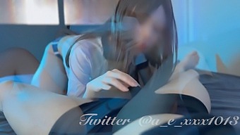 日本少女的大奶子在pov骑乘中弹跳