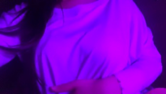 学生独奏手指的pov视频